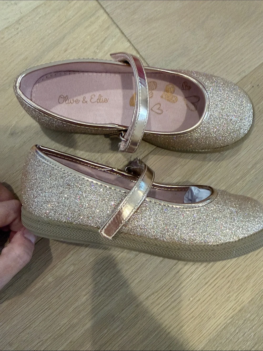 Olive & Edie Girls' Rose Gold Glitter Mary Jane Dress Shoes size 12 (new in box)